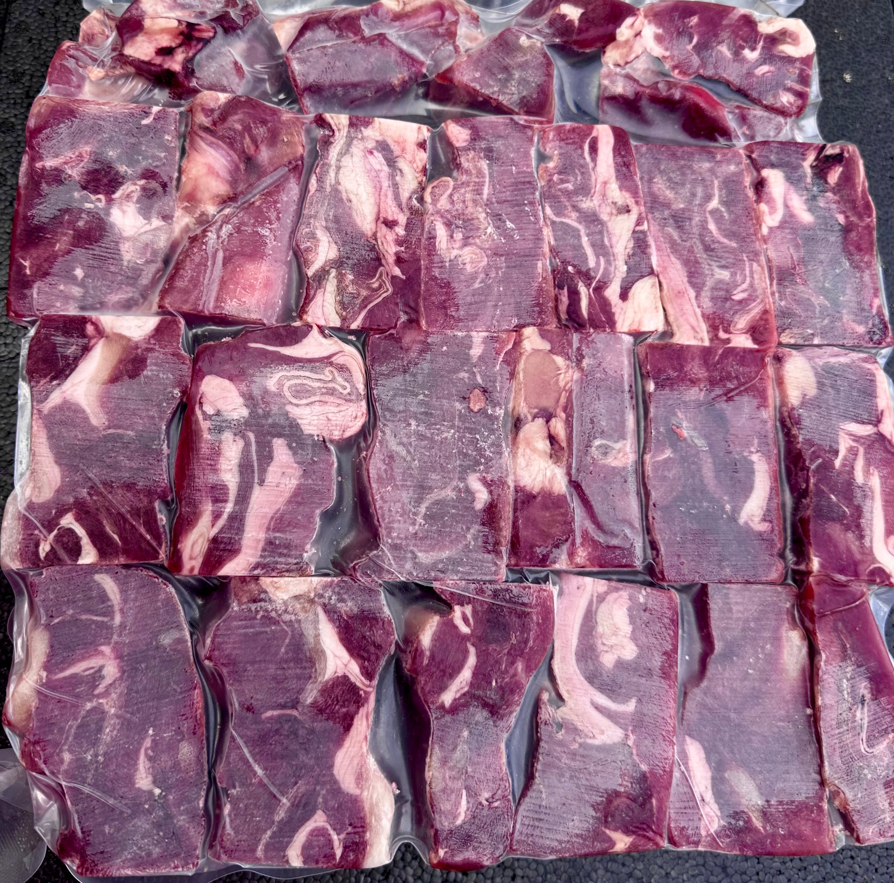 Hirschfleisch in Würfeln